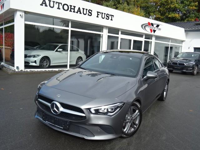 Mercedes-Benz CLA 180 d T-LEDER,NAVI,LED,AUTOM,PANO,KAME,1HAND