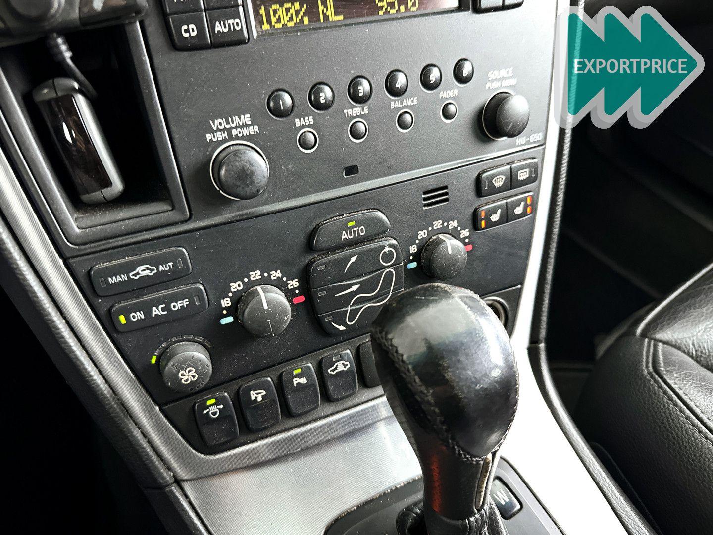 Volvo V70 2007 — photo 18
