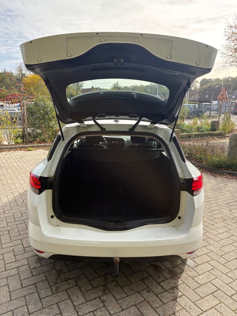 Foto 9 van RENAULT Megane