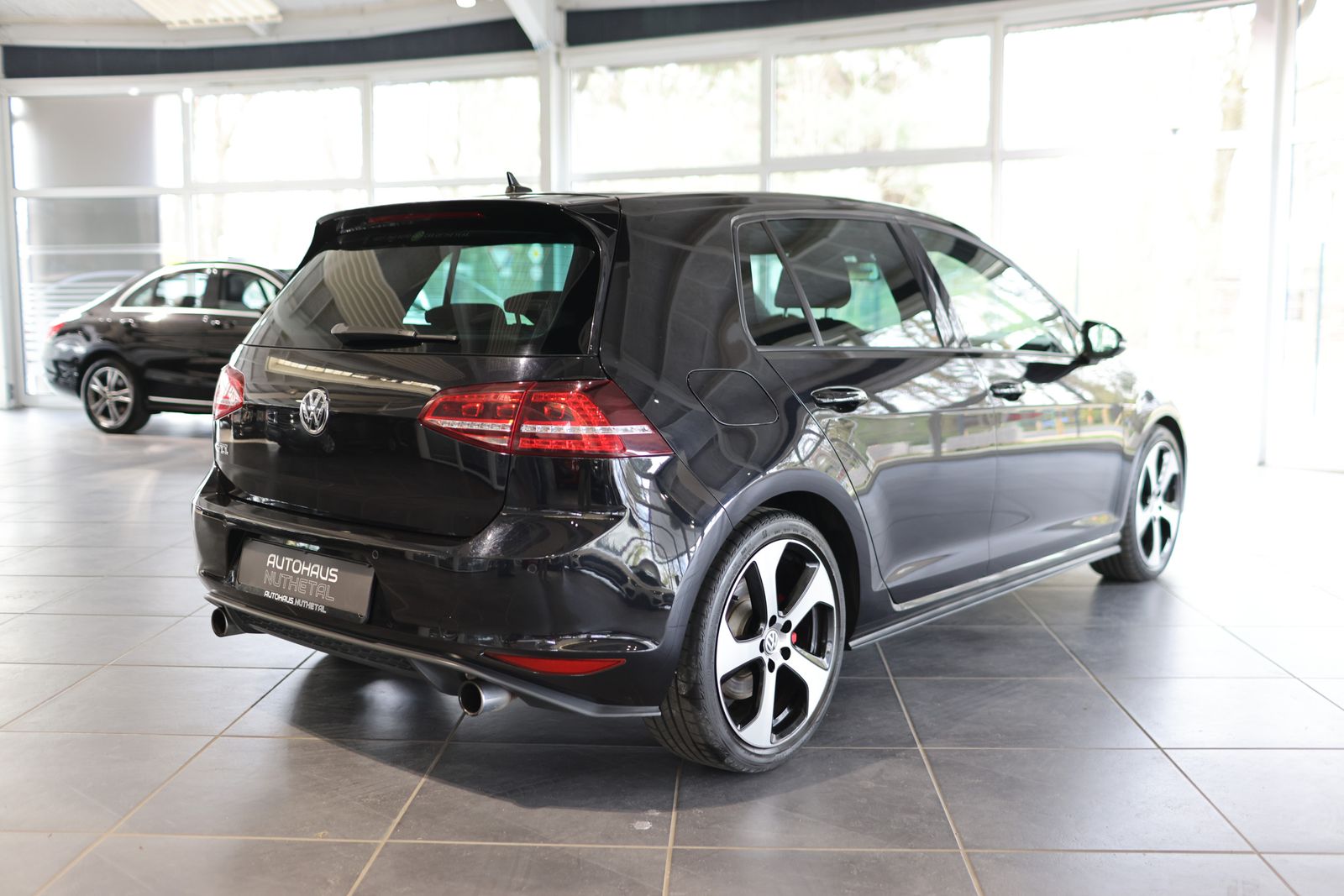 Volkswagen Golf VII 2,0 GTI BMT SCHALTER / 2. BESITZ foto 6