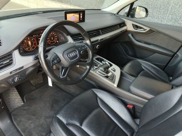 Audi Q7 - 9