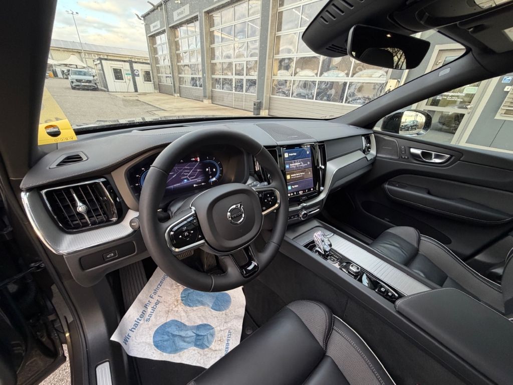 Volvo XC60 Ultimate Dark B4 AWD Luftfederung StandHZG foto 5