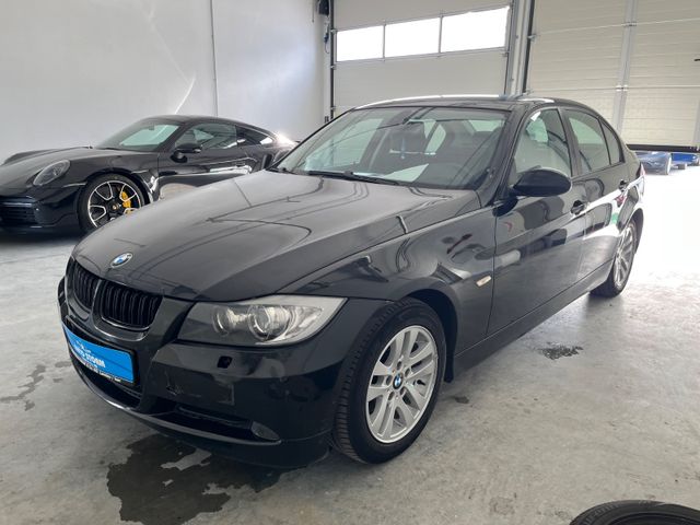 BMW 320i*Limousine*Xenon*Key-Less*PDC*AHK*KlimaA* LM