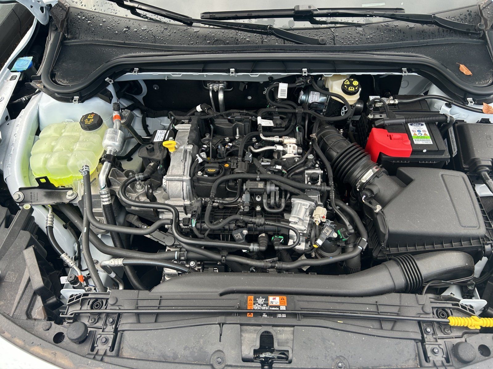 Fahrzeugabbildung Ford Ford Focus Turnier Ecoboost ST-Line