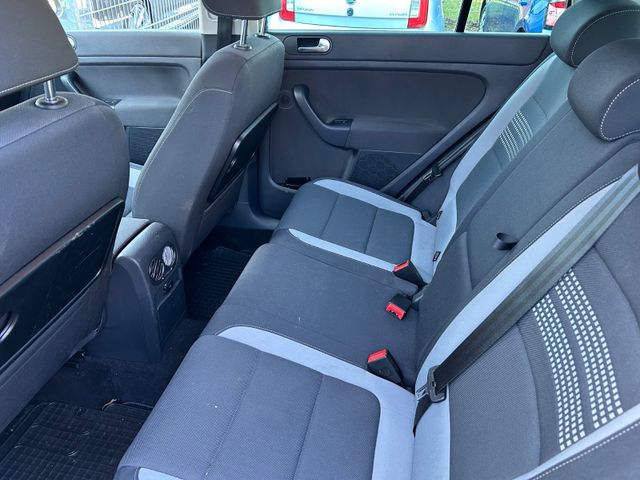 Fahrzeugabbildung Volkswagen Golf Plus VI 1.2+Navi+SHZ+PDC+LM+Klimaautomatik+