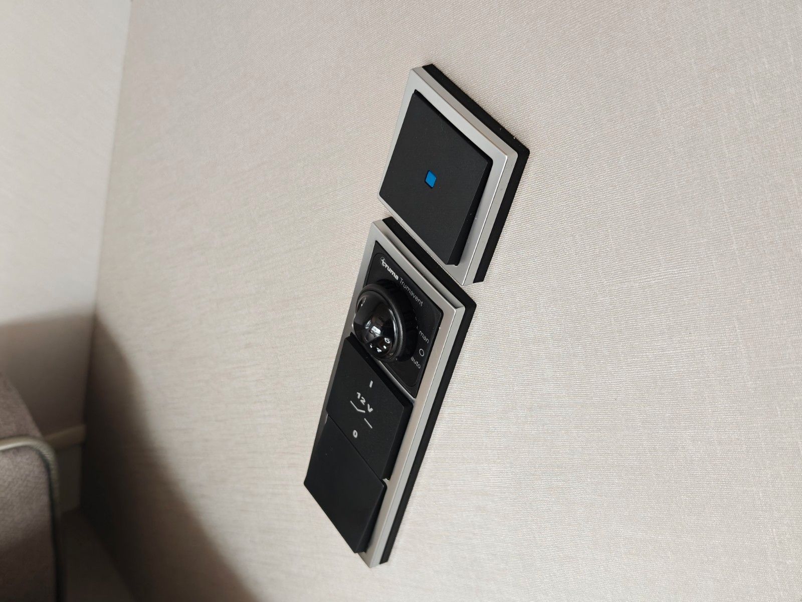 Fahrzeugabbildung HYMER / ERIBA / HYMERCAR Touring 540 Urban - JETZT 7.494€ SPAREN !!!