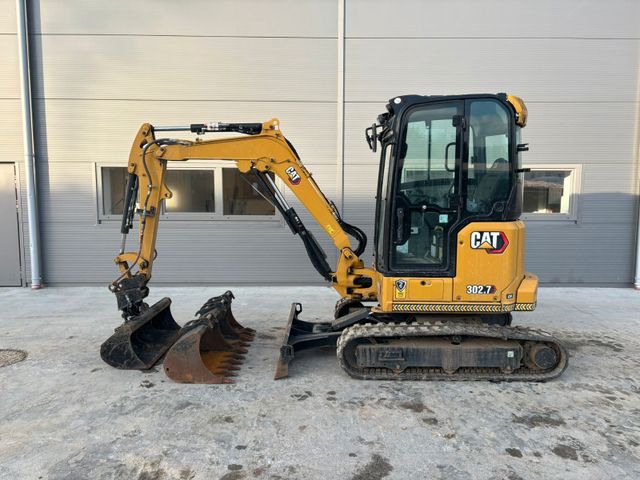 CAT 302.7CR