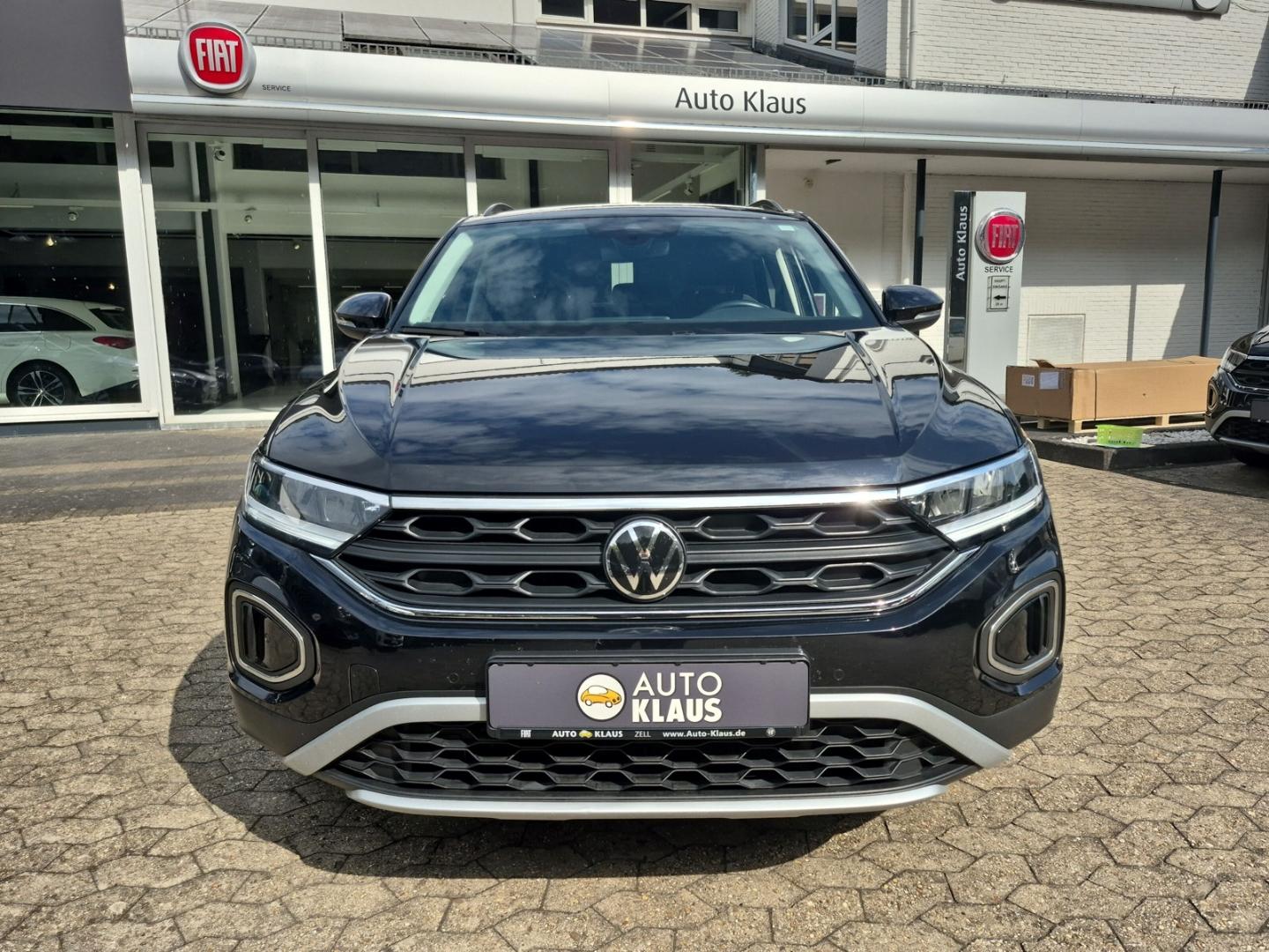 Volkswagen T-Roc Move DSG Navi CarPlay LED SHZ Parklenkassi, миниатюра 15