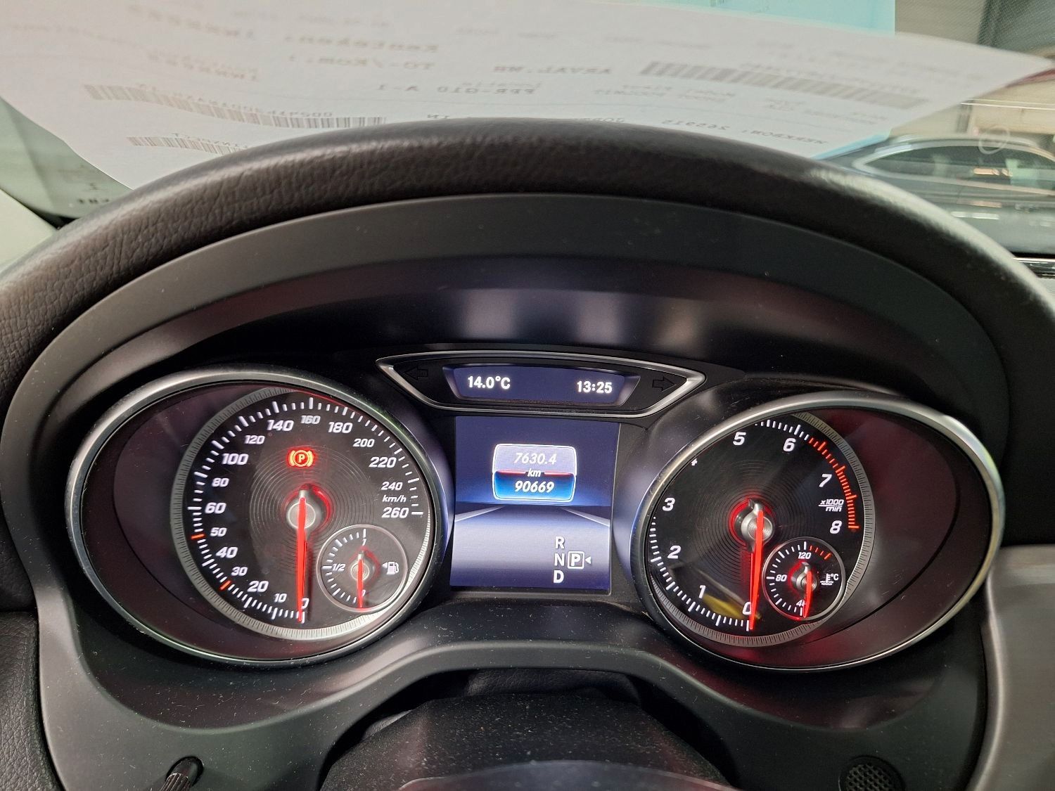 Fahrzeugabbildung Mercedes-Benz CLA 180 SB AMG-LINE/NAVI/LED/LEDER/PANO/SHZ