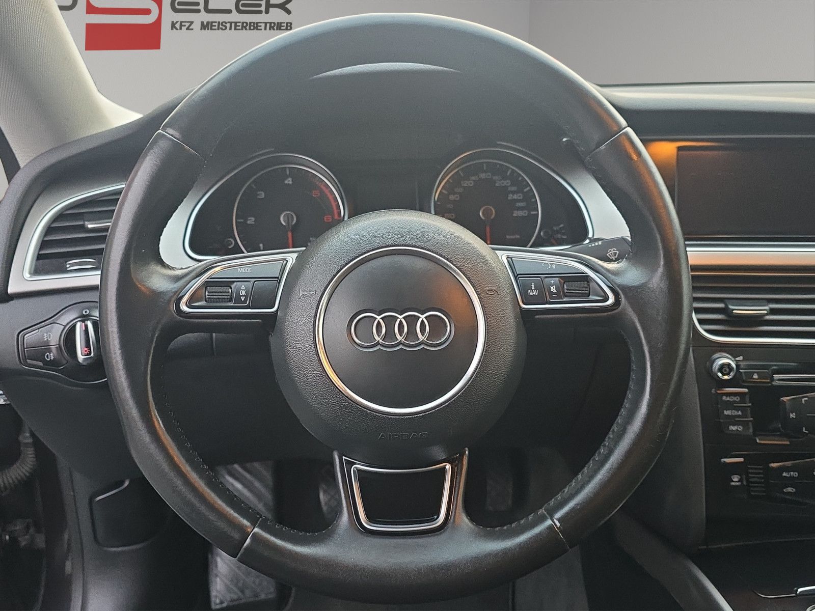 Fahrzeugabbildung Audi A5 Sportback 2.0 TDI S-LINE PDC+AHK+KLIMA