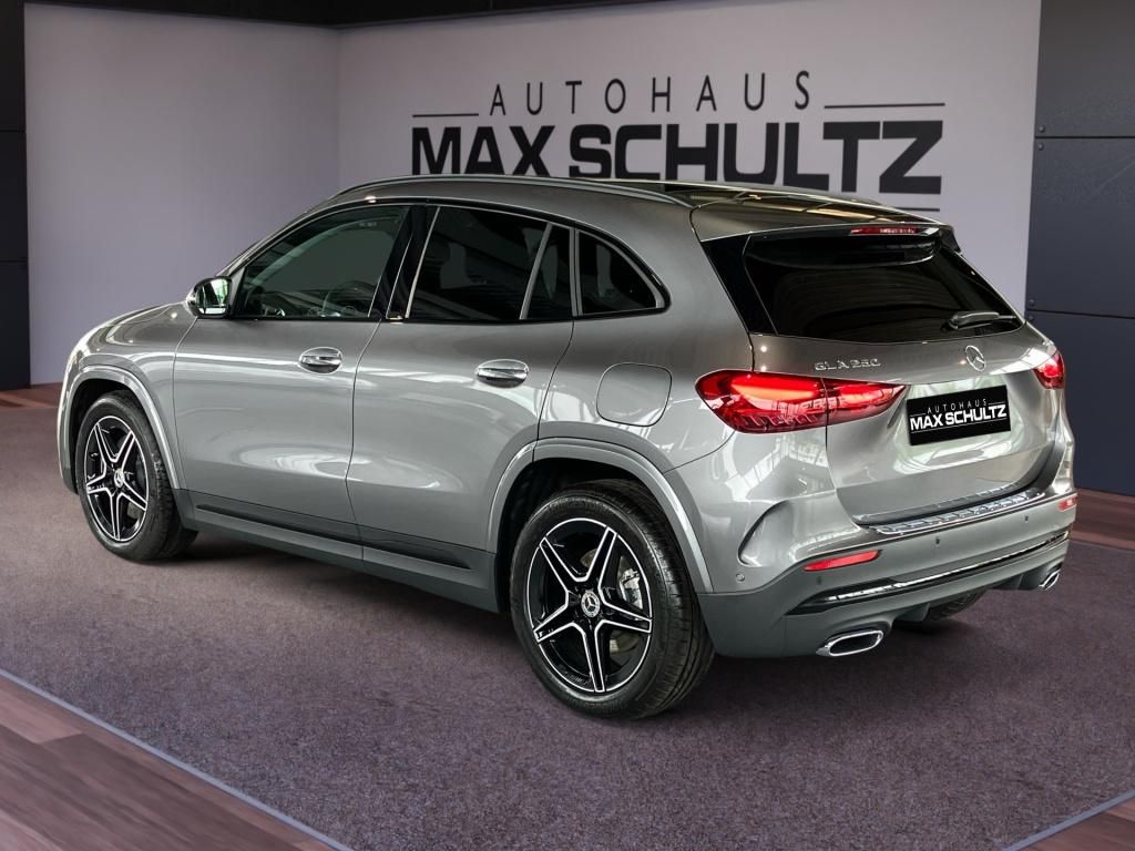 Fahrzeugabbildung Mercedes-Benz GLA 250 4M AMG*Night*AHK*Pano-Dach*360°*Sound*