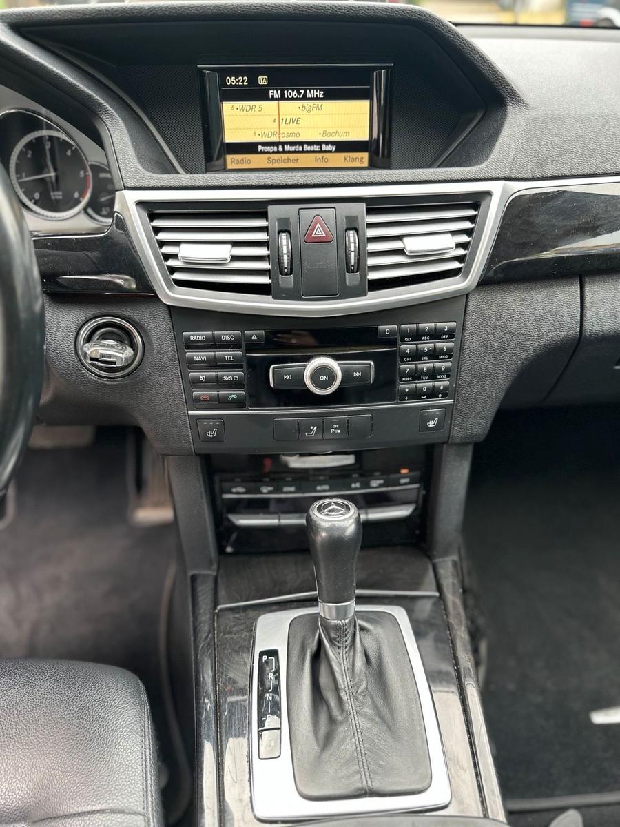 Mercedes-Benz E250 2010 — photo 8