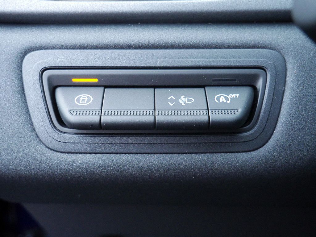 Fahrzeugabbildung Renault Captur Techno TCe 140 EDC Mild Hybrid