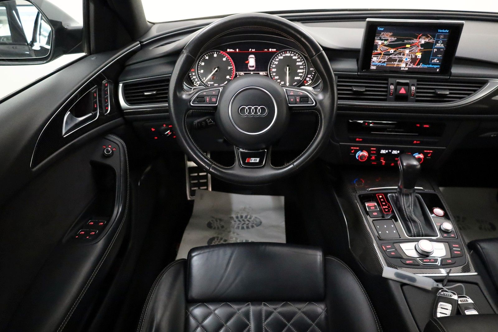 Fahrzeugabbildung Audi S6 Avant 4.0 TFSI quattro Leder,Navi,Matrix-LED