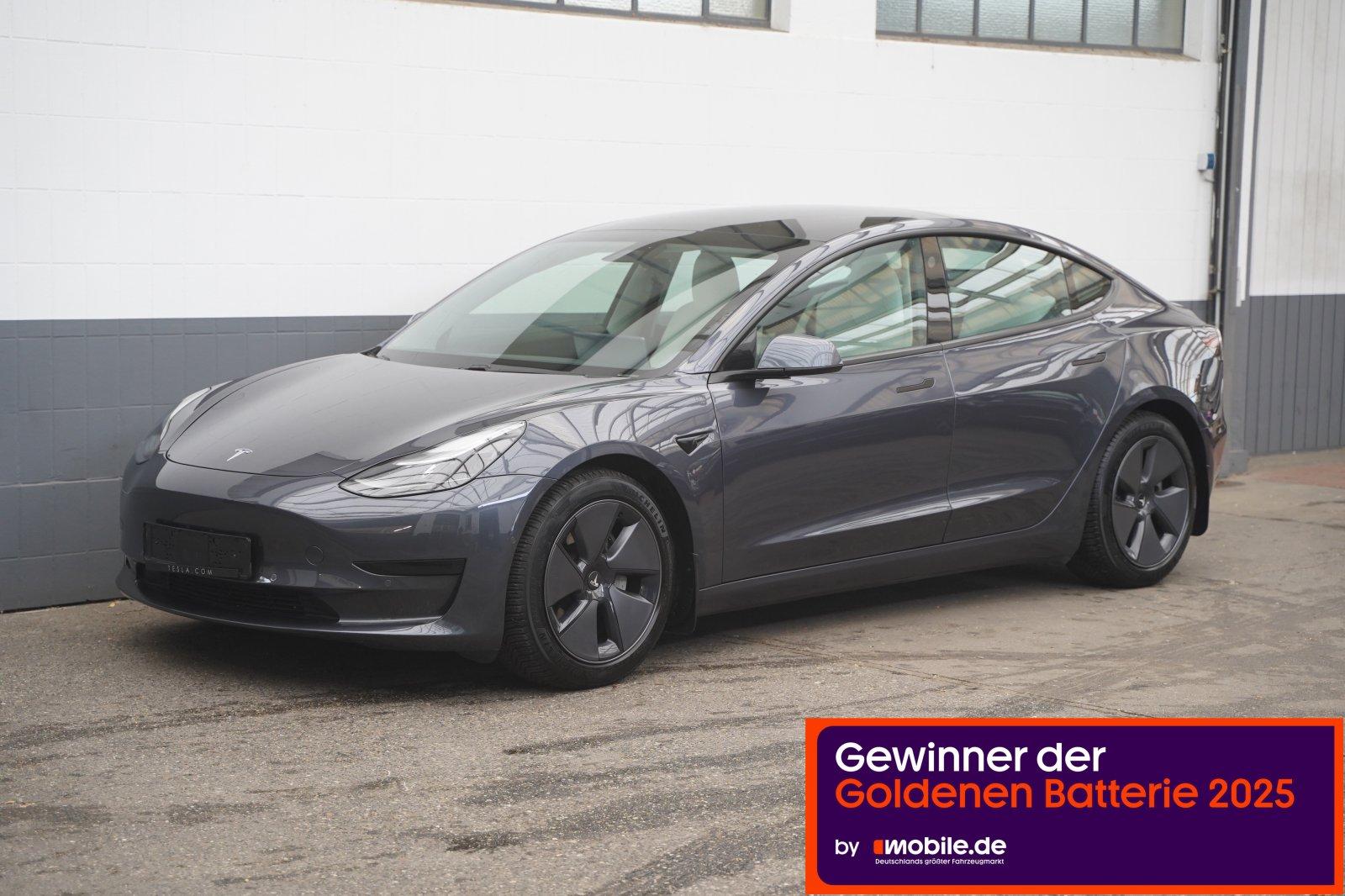 Tesla Model 3 Standard Range + *innen weiß*