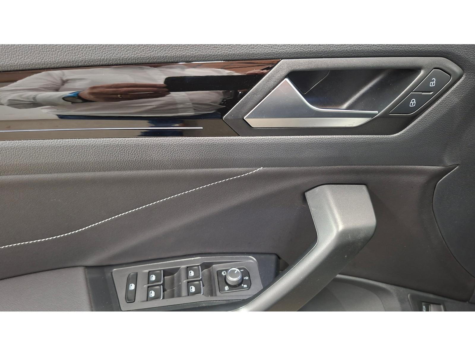 Volkswagen T-Roc 1.5 TSI R-Line DSG KLIMA, NAVI, AHK, DIGI, миниатюра 17