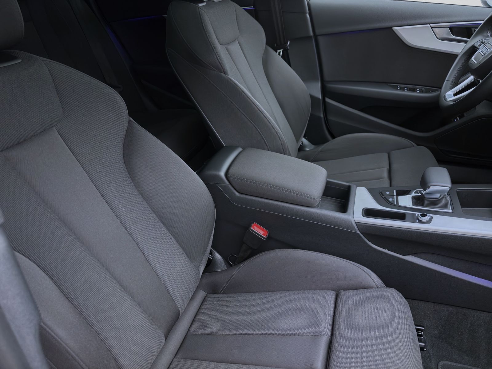 Audi A4 - Bild 17