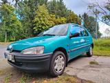 Peugeot 106 1.1 60 PS 2. Hand seit 2002. Sehr gepflegt. - Peugeot 106: 1.6