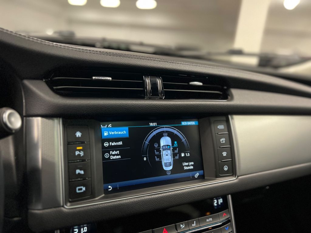 Jaguar XF Prestige/ 1.HAND/ 84.tKM/ 2016/ GARANTIE/ Jaguar XF Prestige/ 1.HAND/ 84.tKM/ 2016/ GARANTIE/