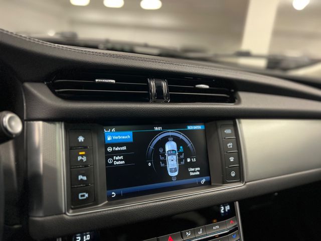 Jaguar XF Prestige/ 1.HAND/ 84.tKM/ 2016/ GARANTIE/ Jaguar XF Prestige/ 1.HAND/ 84.tKM/ 2016/ GARANTIE/