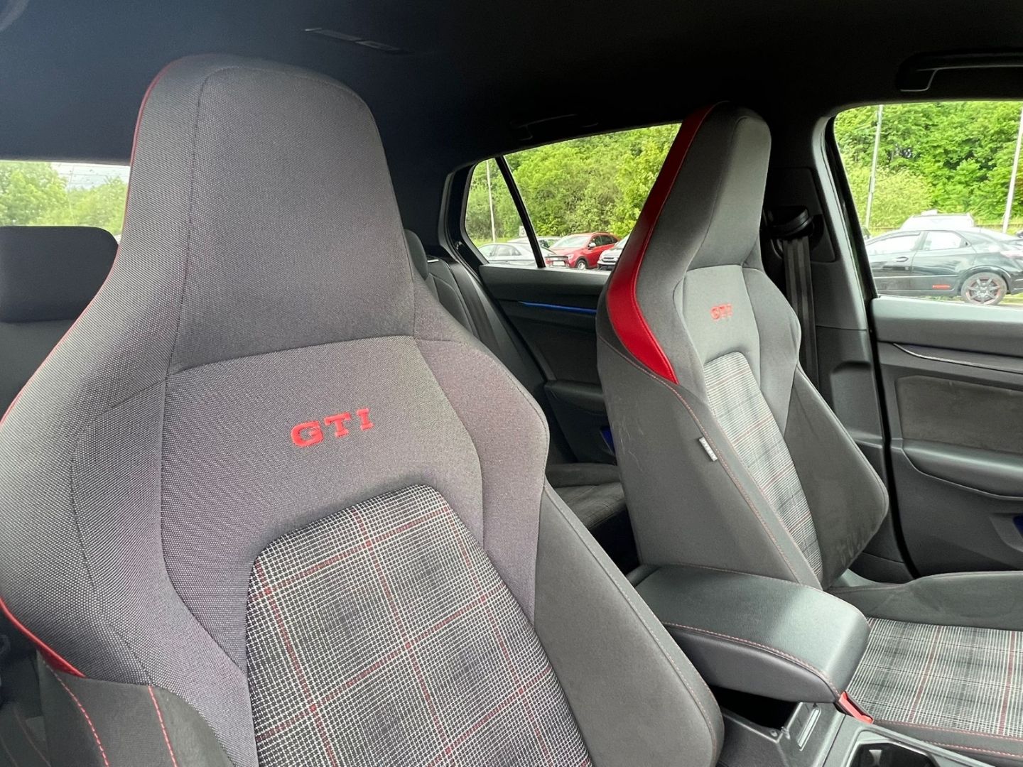 Golf GTI 2.0TSI DSG - NAV*ACC*KAMERA*SPORT*1HD!!