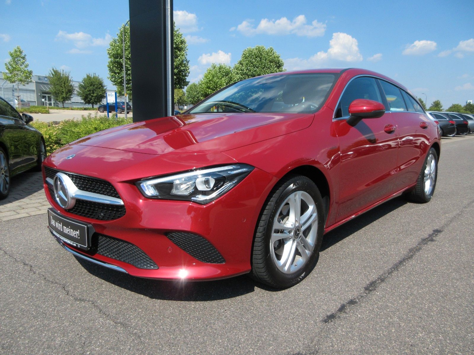 MERCEDES-BENZ CLA 180 SB Progressive 7G LED Navi AHK CarPlay