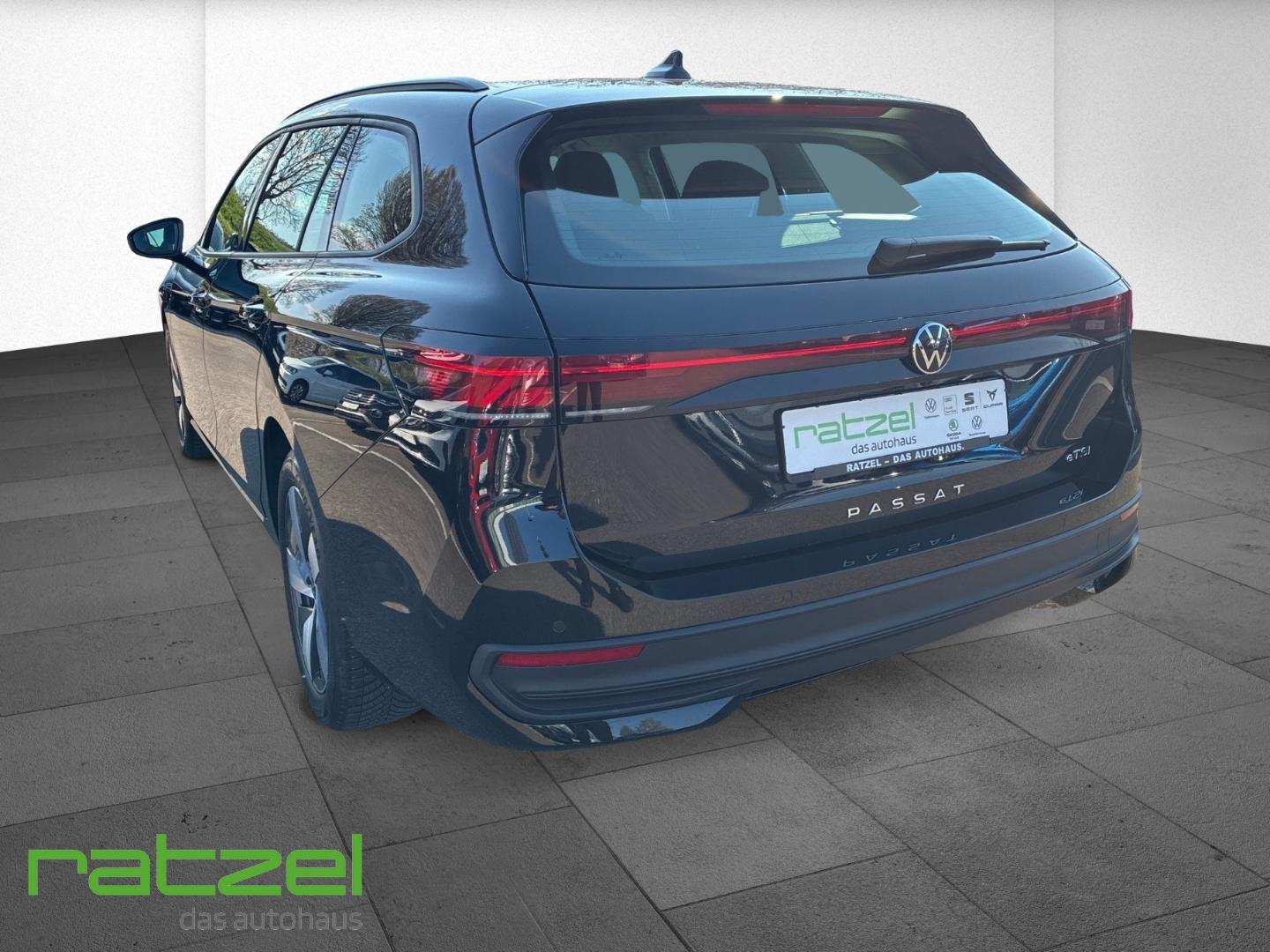 Volkswagen Passat 1.5 eTSI Rückfahrkamera ACC Appl, миниатюра 4