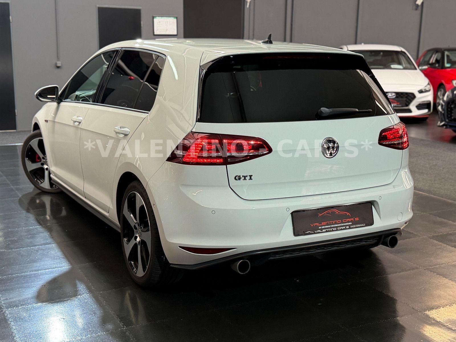 Volkswagen Golf VII Lim. GTI Navi/Temp/Parklenk/Shz/BiXen