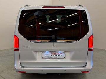 Mercedes V 250 - 6