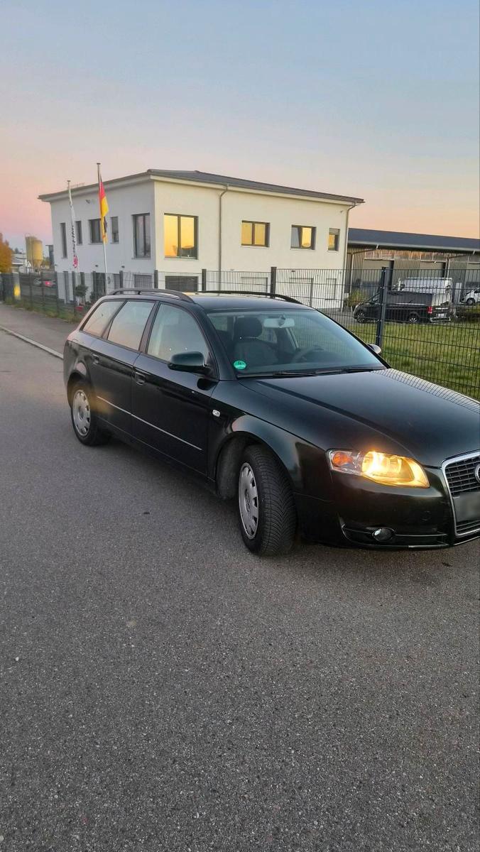 Audi A4 2006 — rear view