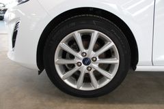 Fahrzeugabbildung Ford Fiesta Titanium 5-trg KLIMA WinterPaket PDC