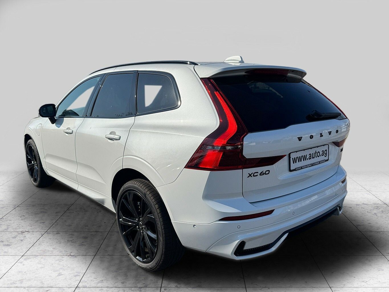 Volvo XC60 T8 ULTRA BLACK EDITION imagem 3