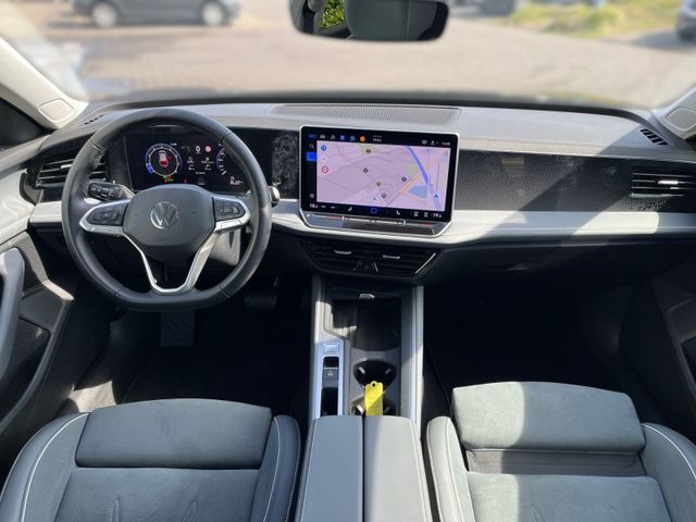 Passat Variant 1.5 eTSI DSG BUSINESS KAM+AHK+ACC