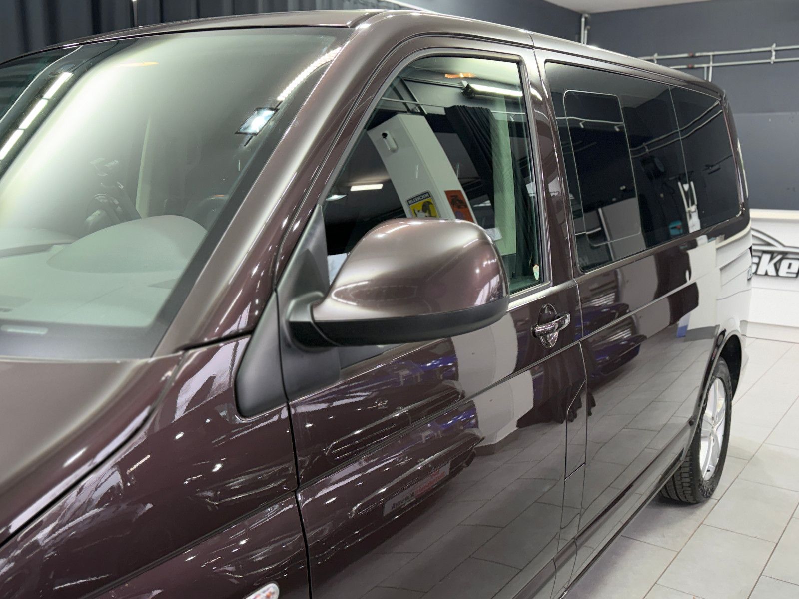 Fahrzeugabbildung Volkswagen Volkswagen T5 Multivan Comfortline 4Motion