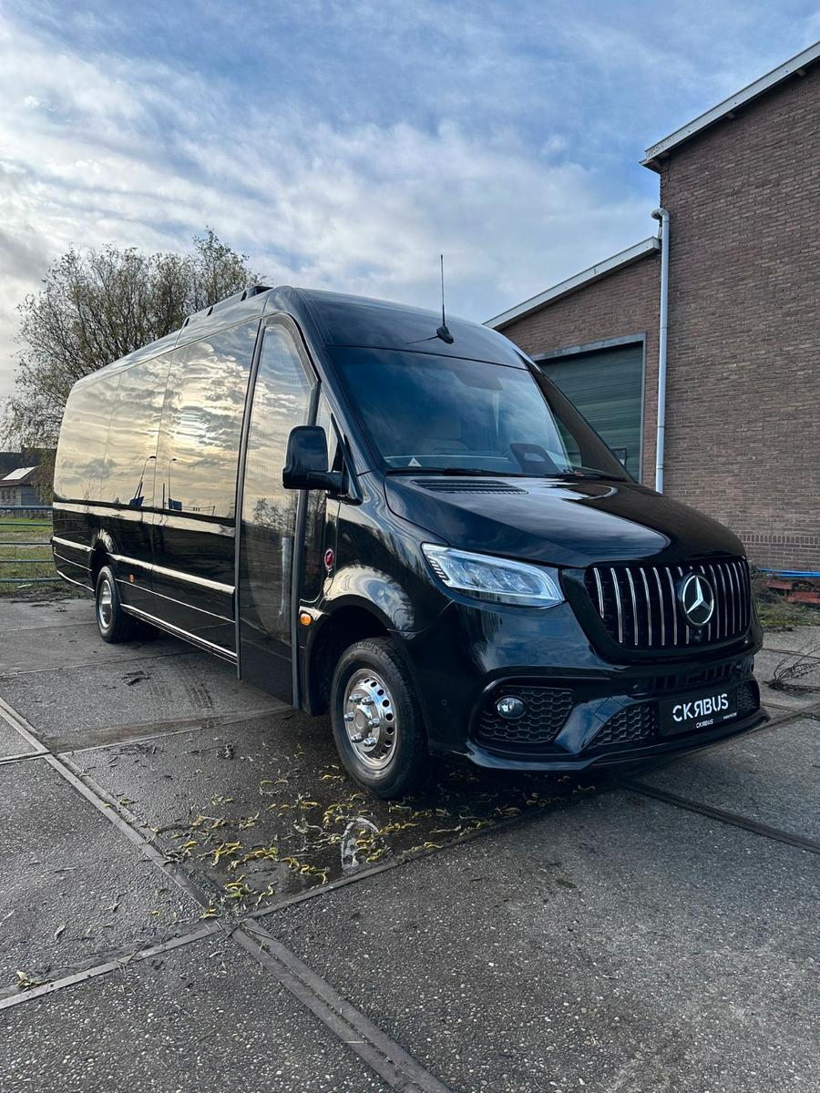 Mercedes-Benz Sprinter 519 CDI I 22+1+1 I Bussines Line