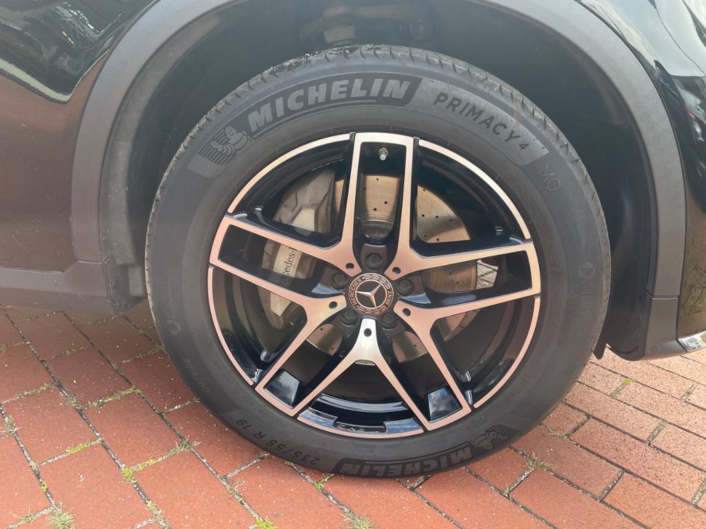 Mercedes-Benz GLC 250 4M AMG 360 KAMERA PDC SHZ