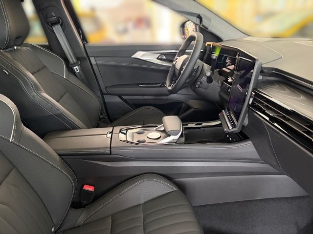 Fahrzeugabbildung Renault Espace VI Iconic E-Tech Hybrid 5-Sitzer+Vollauss