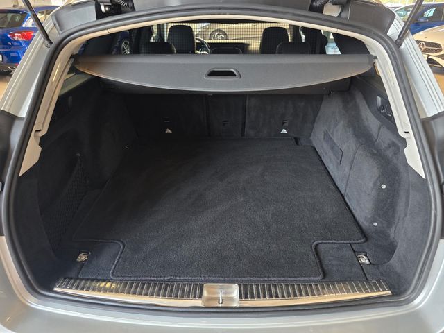 MERCEDES-BENZ E 220 — Foto 7