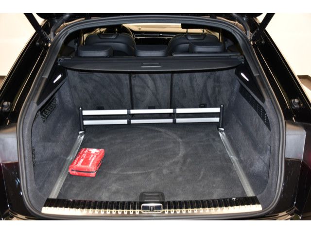 Audi SQ8 - Bild 13