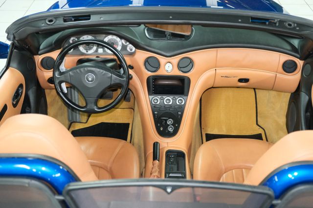 Fahrzeugabbildung Maserati Spyder Cambiocorsa/Tolle Farbgebung