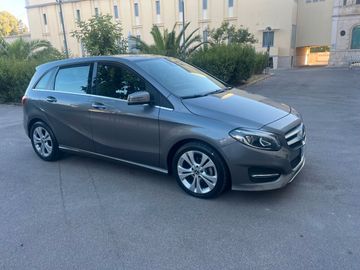 Mercedes B 180 - 10