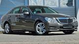 Mercedes-Benz E 250 CGI Lim. BE Navi AHK SpurAssist Klima SHZG - Mercedes-Benz E 250 aus 2012