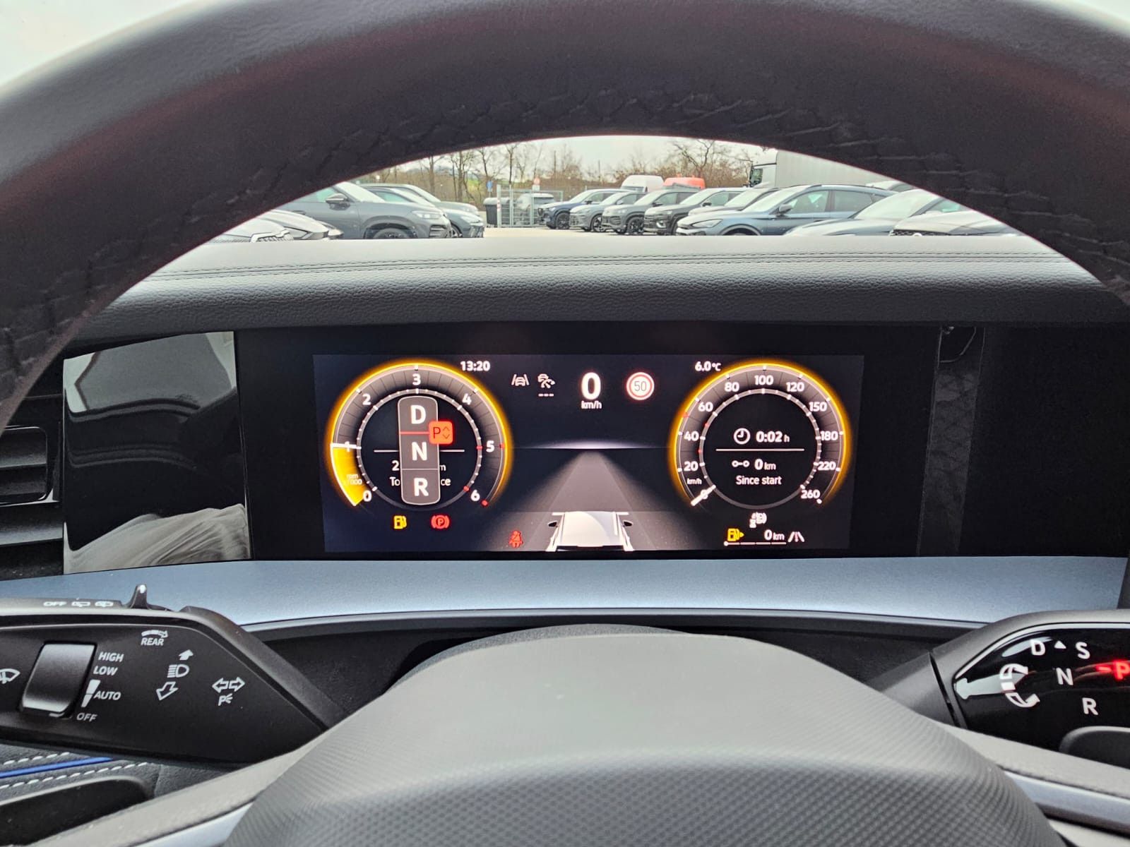 Fahrzeugabbildung Volkswagen Tayron 2.0 TDI 4M R-Line BLACK*7Si*MATRIX*PANO