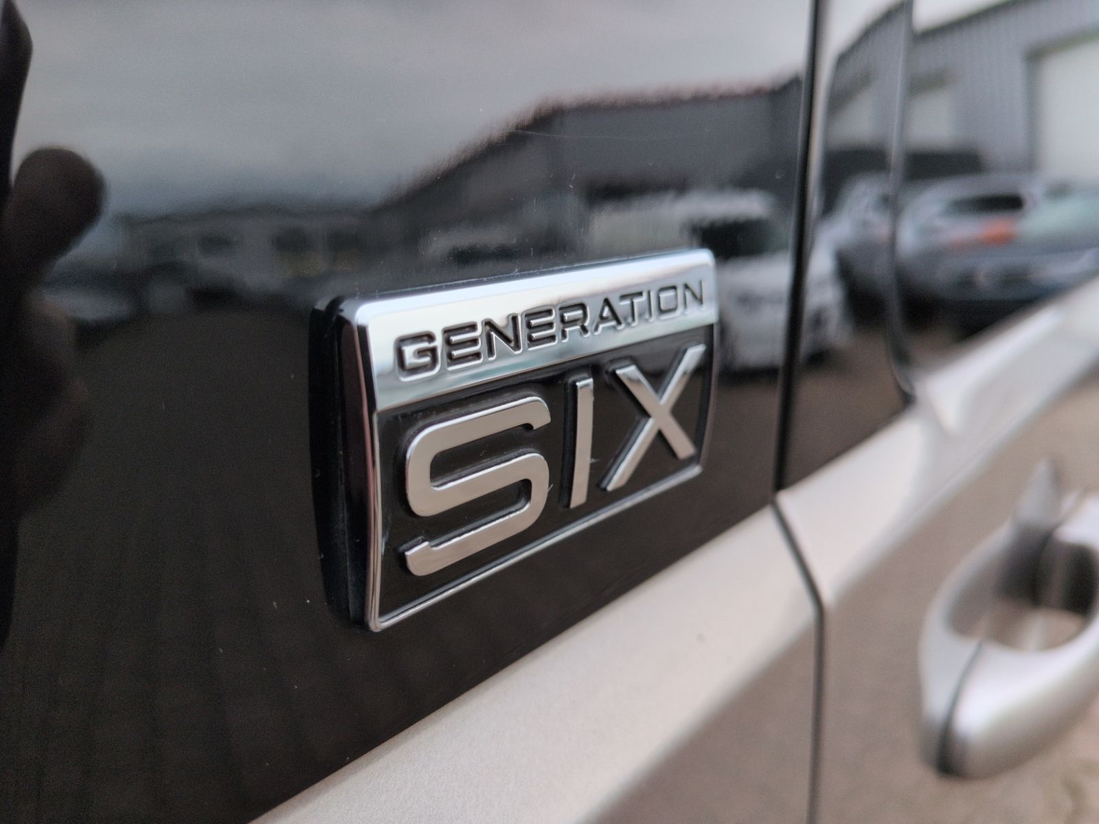 T6 Multivan 2.0 TDI DSG 4M "Gen. 6" SEIKEL+AHK+