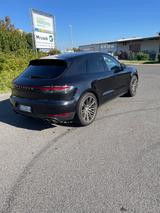 Porsche Macan - - - Porsche Macan in Bonn