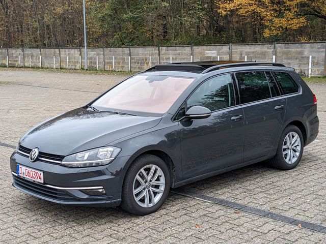 Volkswagen Golf VII Comfortline UranoGrau PANO/ACC/AHK