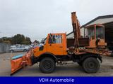 Mercedes-Benz Unimog 427/10 Bagger Schiebeschild Streuaufsatz - Bagger