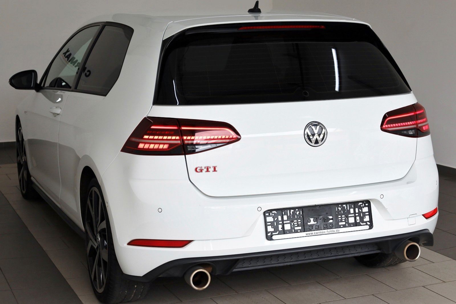 Fahrzeugabbildung Volkswagen Golf VII Lim. GTI Performance Navi,LED,SH,ACC