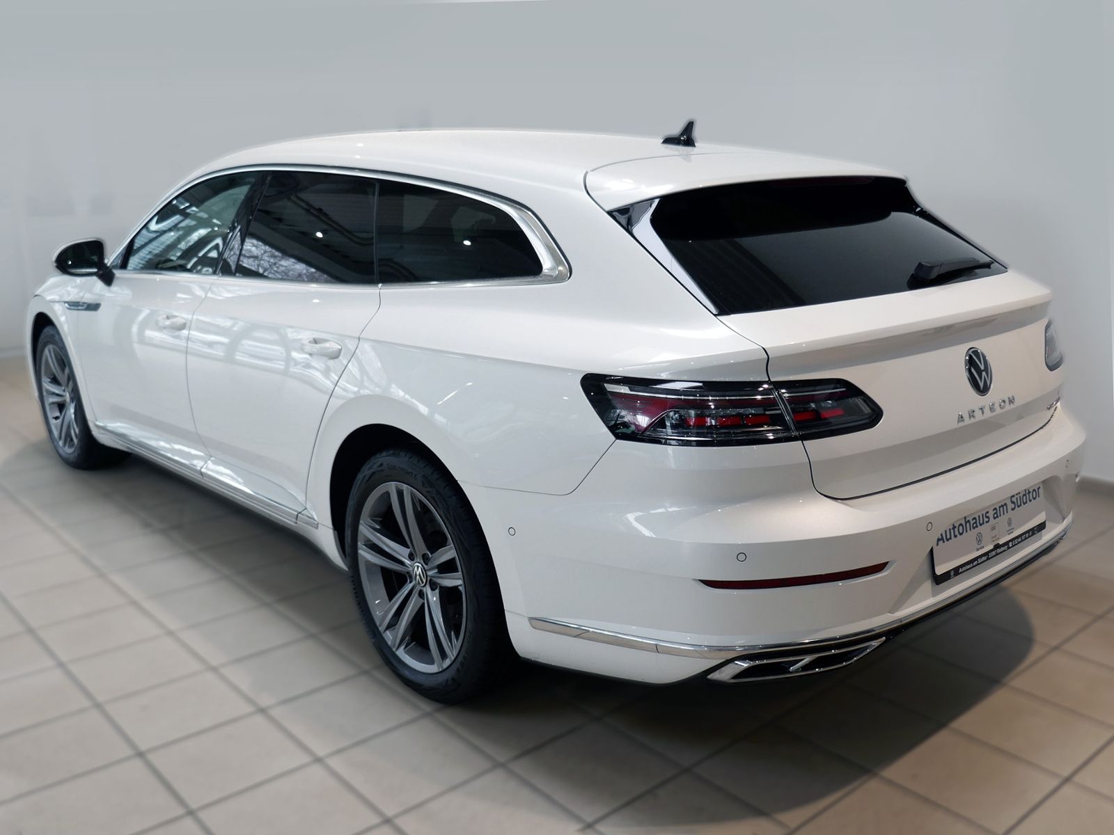 Fahrzeugabbildung Volkswagen Arteon SB R-Line 1.4 eHybrid DSG | LED AHK RFK