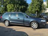 Volkswagen Passat Comfortline Tempoamt Xenon PDC - Volkswagen Passat Variant aus 2007